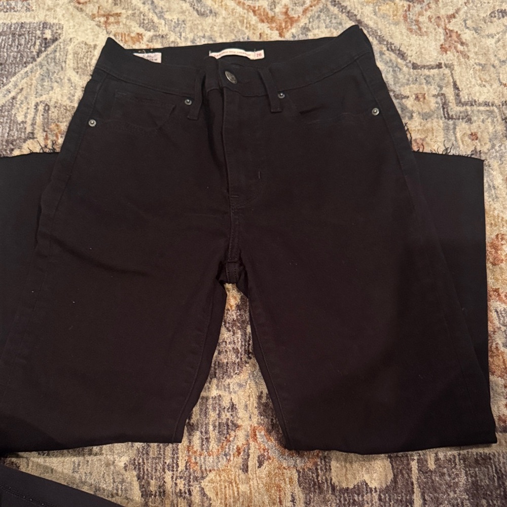 Levi's Women's Black Ankle Jeans